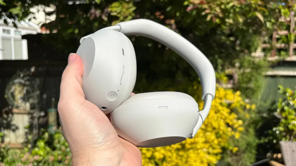 The Sony WH-1000XM6